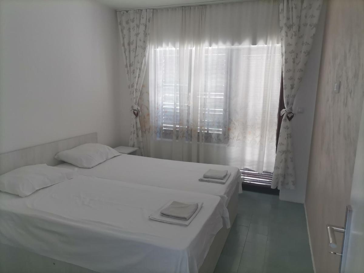 באר Apartments Stevanovic מראה חיצוני תמונה