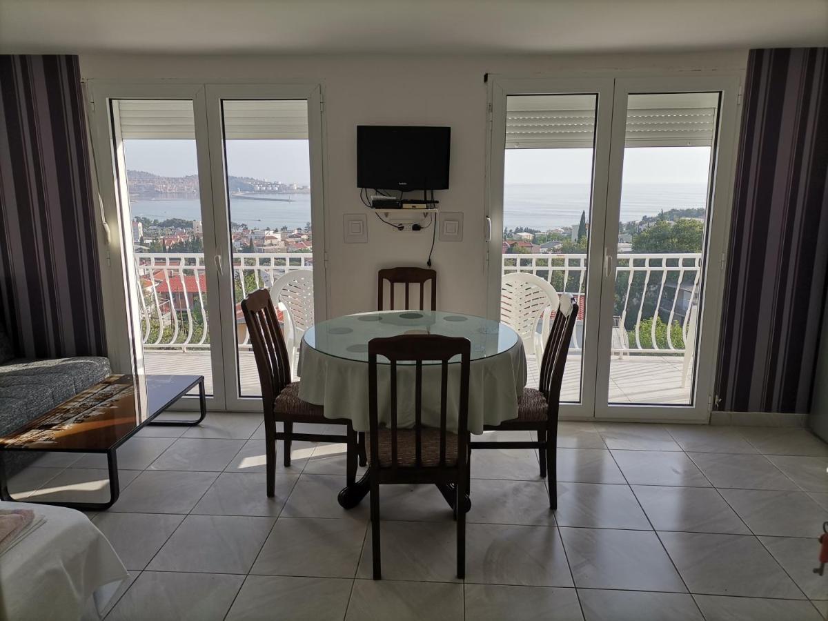 באר Apartments Stevanovic מראה חיצוני תמונה