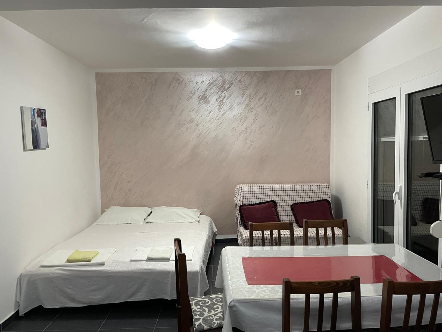 באר Apartments Stevanovic מראה חיצוני תמונה