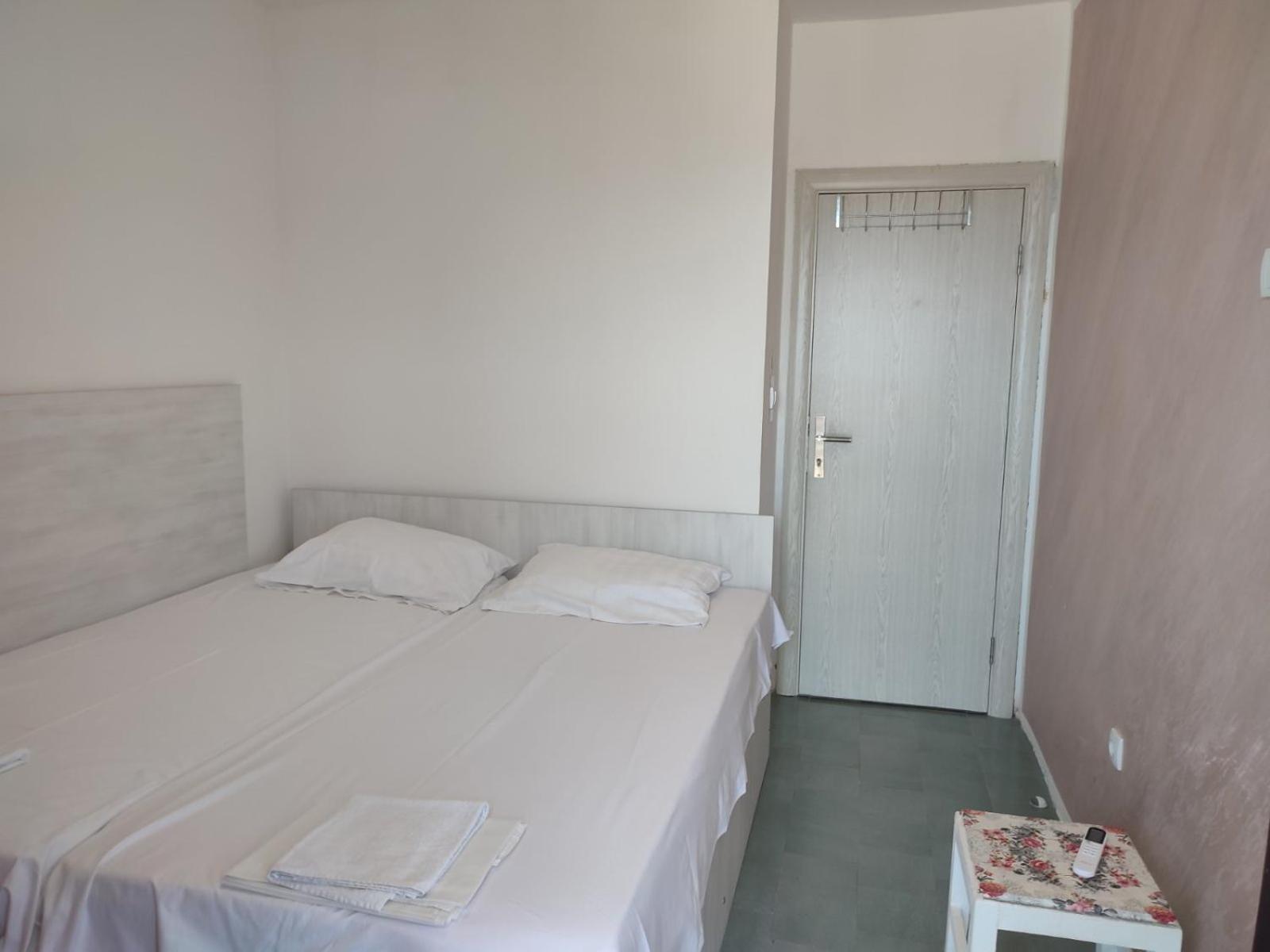 באר Apartments Stevanovic מראה חיצוני תמונה