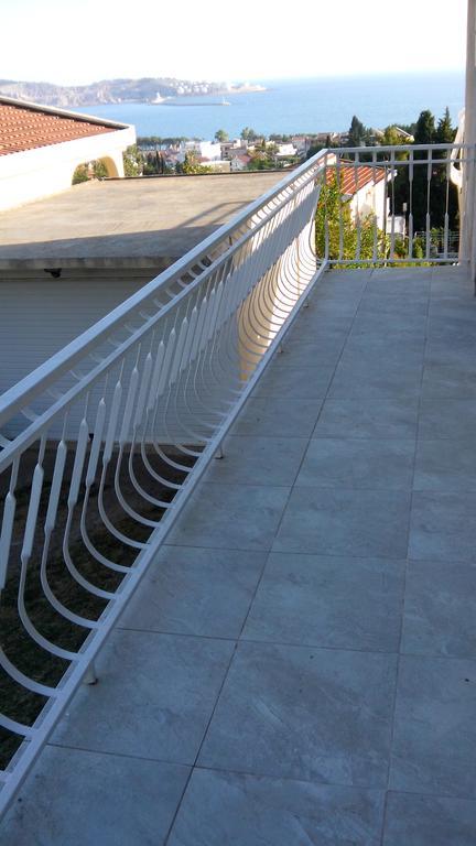 באר Apartments Stevanovic מראה חיצוני תמונה