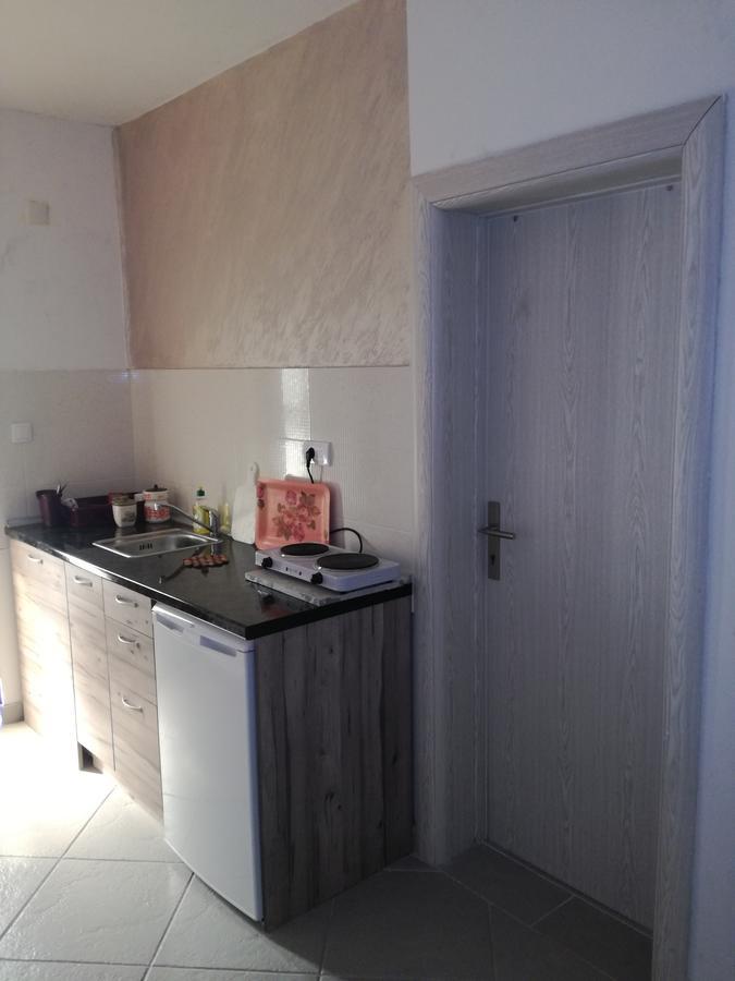 באר Apartments Stevanovic מראה חיצוני תמונה