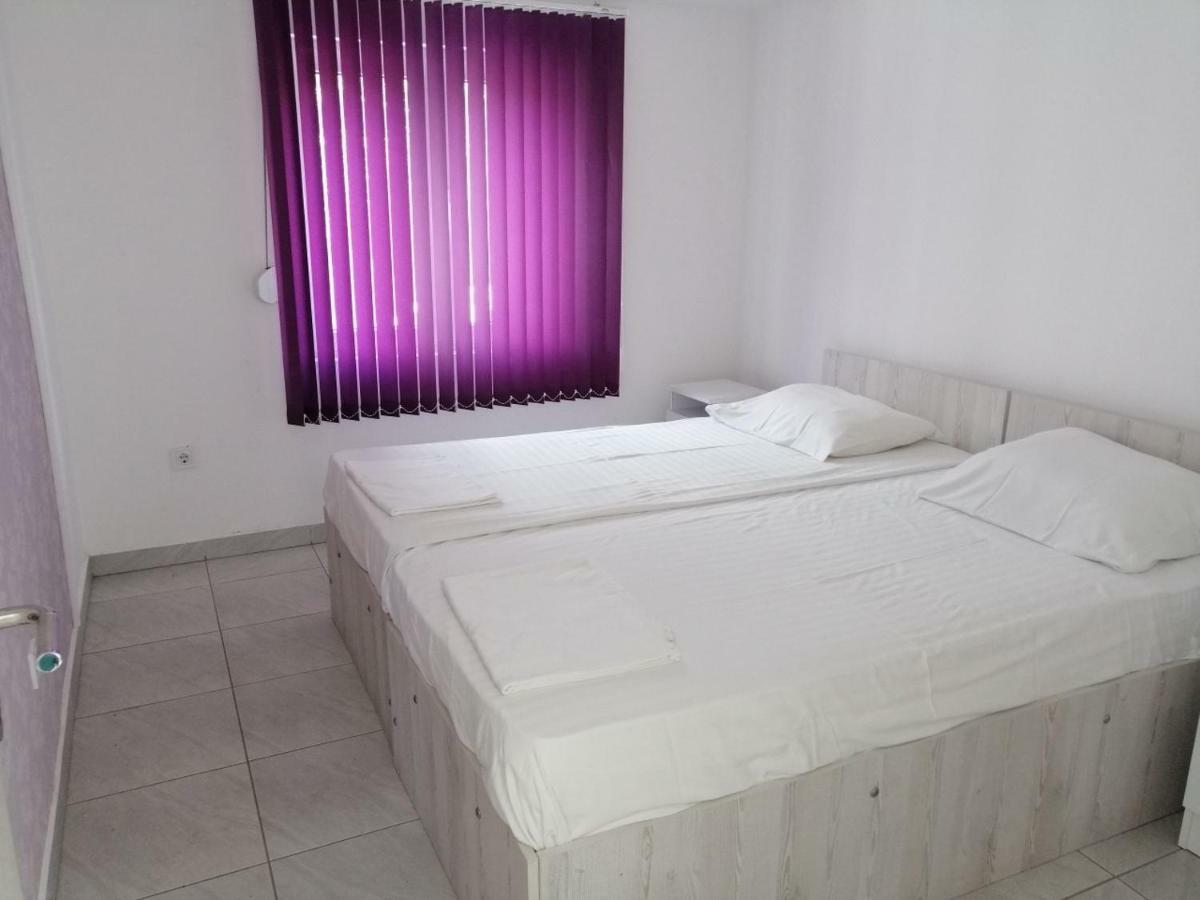 באר Apartments Stevanovic מראה חיצוני תמונה